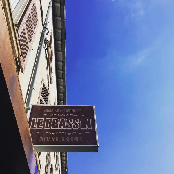 Le Brass'in est ouvert tout l'été et déménage dans la boutique du Comptoir à 30m dans la rue Pierre Carbon
