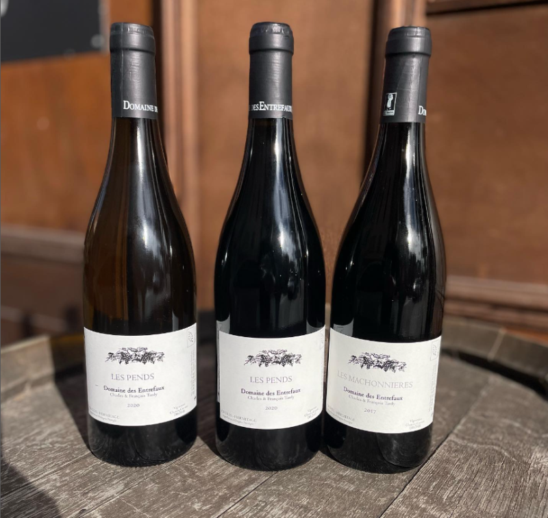 Cave à vin à Caluire pour trouver une bouteille de rouge ou de blanc d'exception à offrir en cadeau à un ami ou la famille